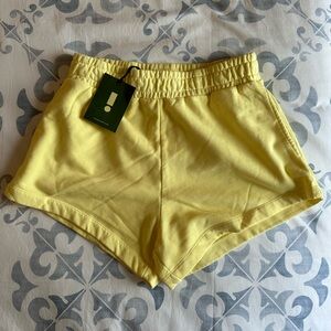 Daily Drills Super Shorts in Lemonade - XS/S